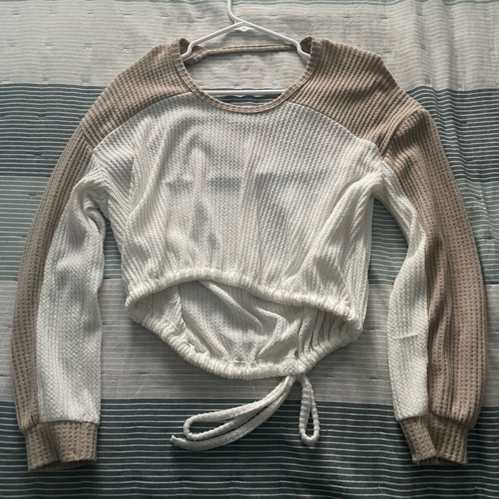 Hollister Woman’s Sweater - Size XS